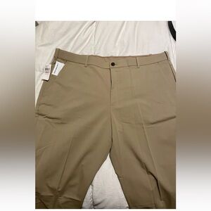 IZOD Men's Performance Stretch Straight Fit Flat Front Chino Pant, Cedarwood